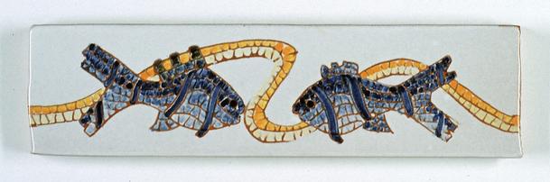 Carreau décoré motif mozaïque poissons peint à la main - Salernes